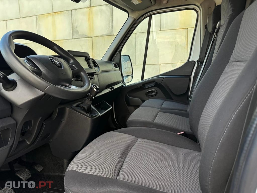 Renault Master 2.3 dCi 100.33 L2H2