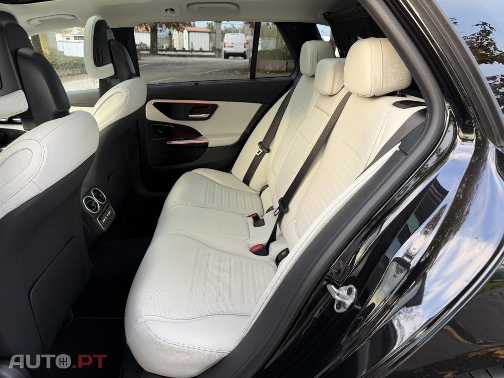 Mercedes-Benz C 300 e 9G-TRONIC AMG Line Advanced