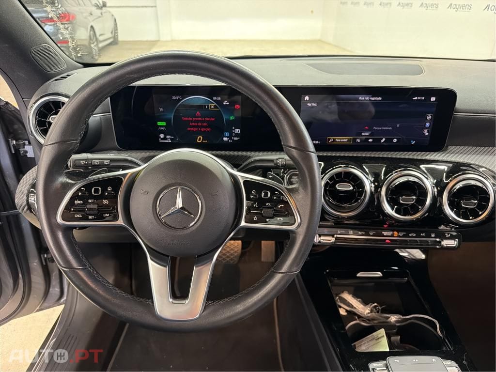 Mercedes-Benz CLA 250 e Shooting Brake Style Plus