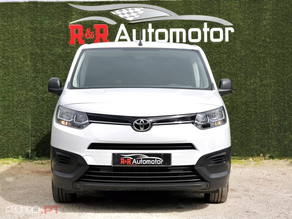 Toyota Proace City Proace City 1.5D L1 Comfort IVA DEDUTÍVEL