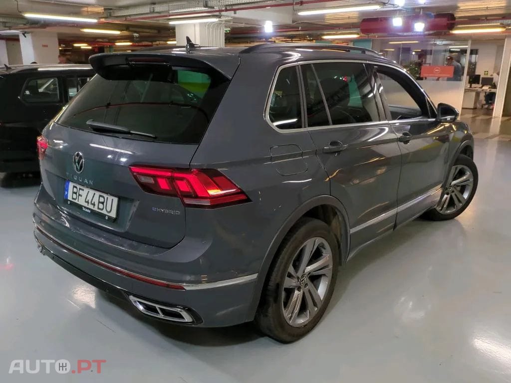 Volkswagen Tiguan 1.4 TSI eHybrid R-Line DSG