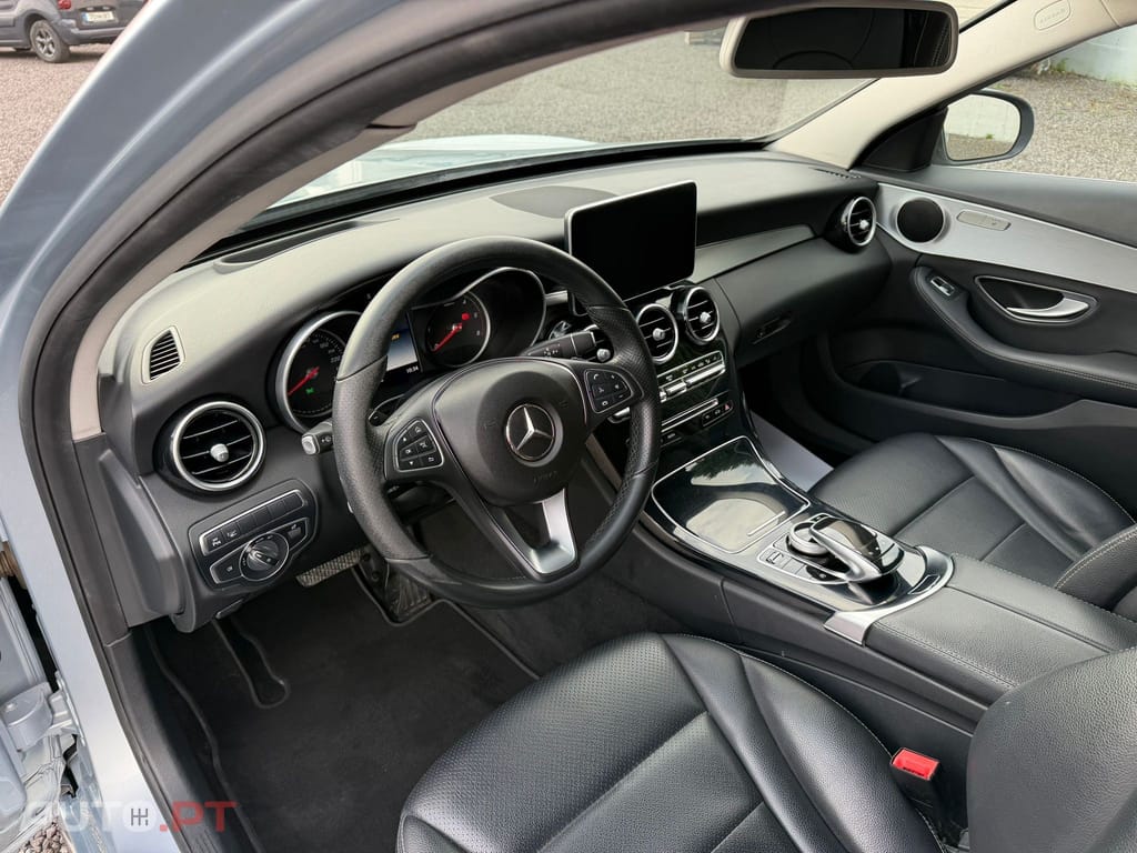 Mercedes-Benz C 250 d AMG Line 4-Matic Aut.