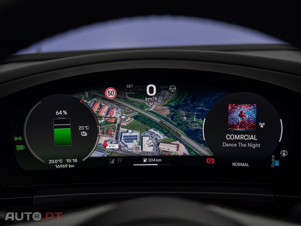 Porsche Macan Electric 4