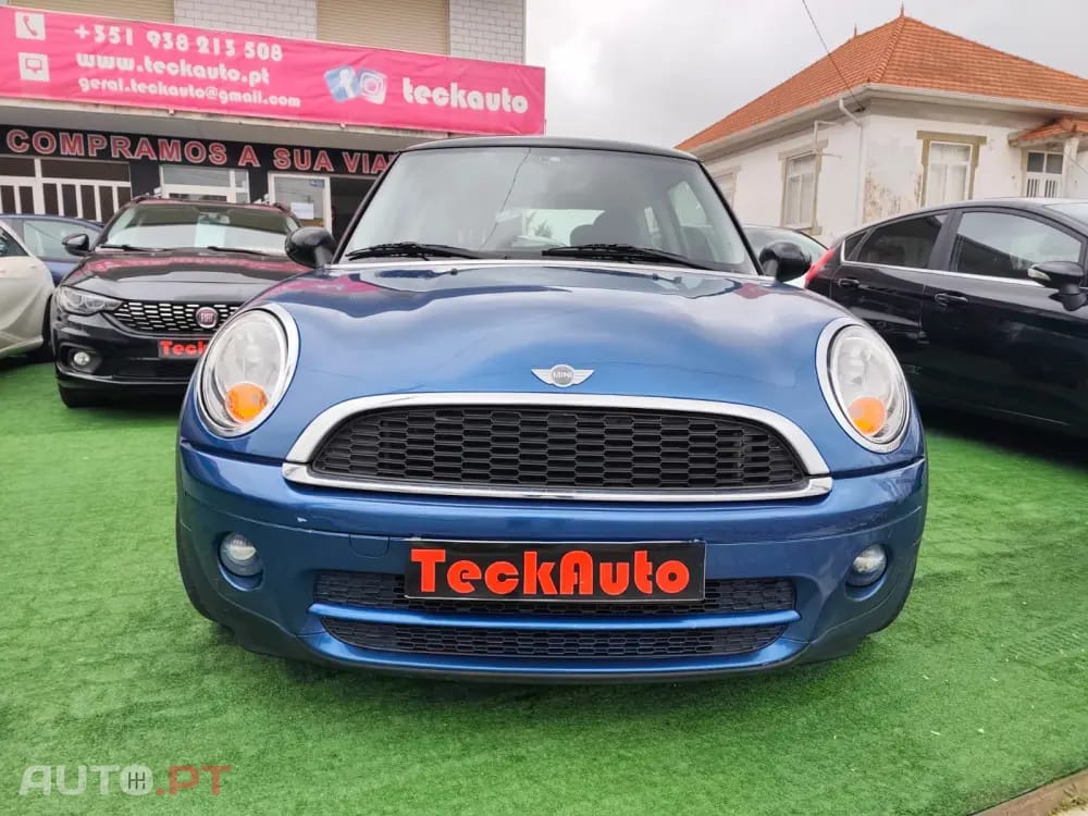 MINI Cooper Cooper D