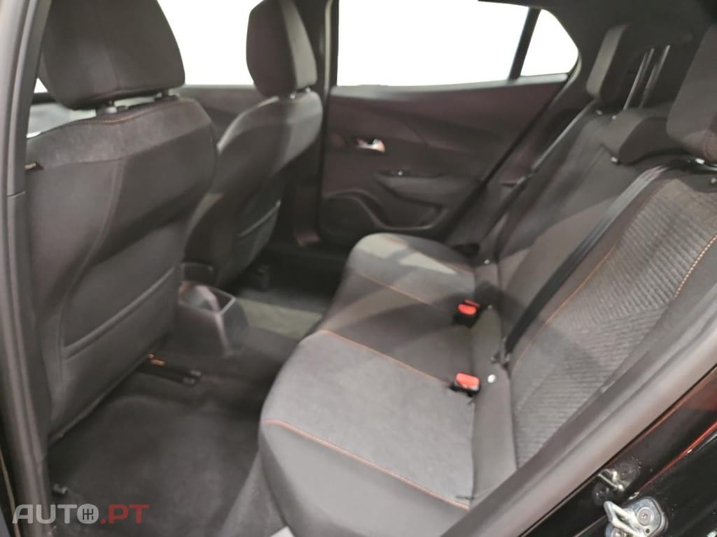 Peugeot 2008 1.2 PureTech Style