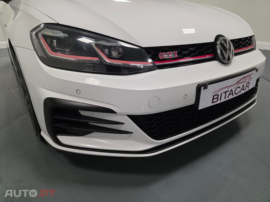 Volkswagen Golf 2.0 TSI GTI DSG Performance