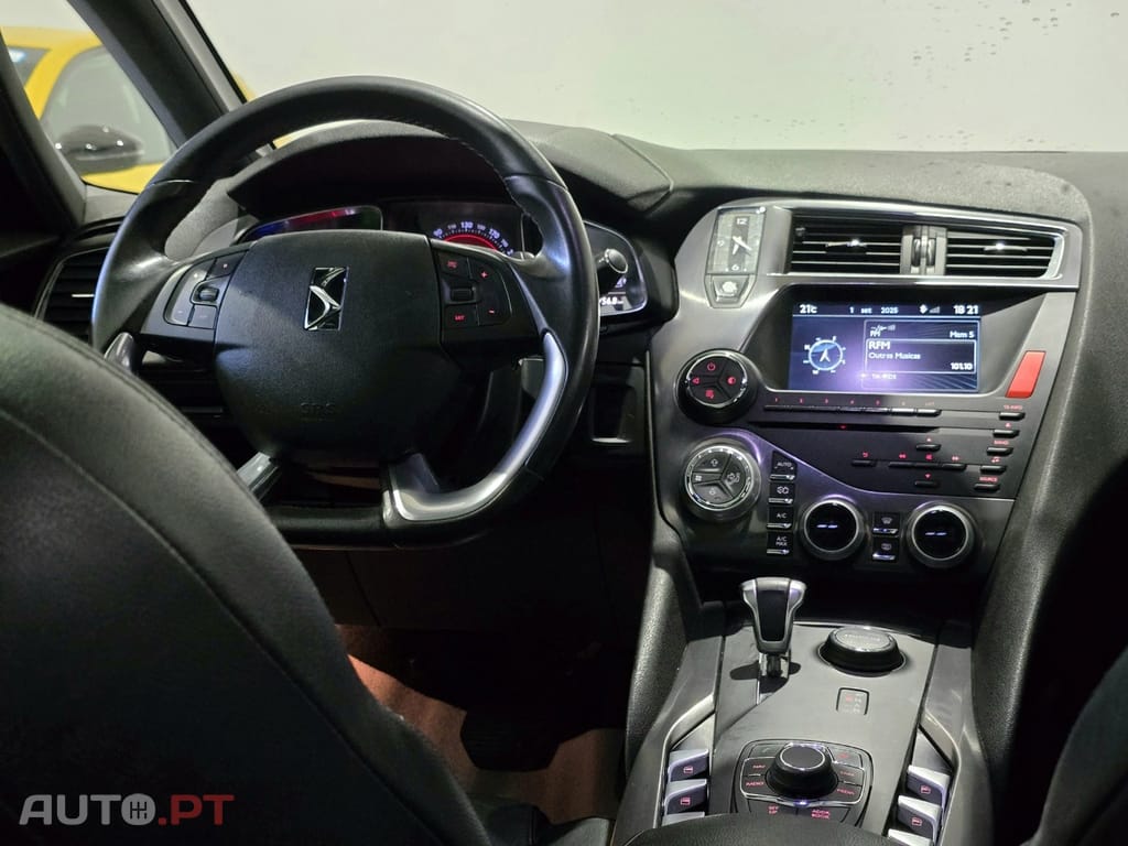 Citroen DS5 2.0 HDi Hybrid4 Sport Chic CMP6