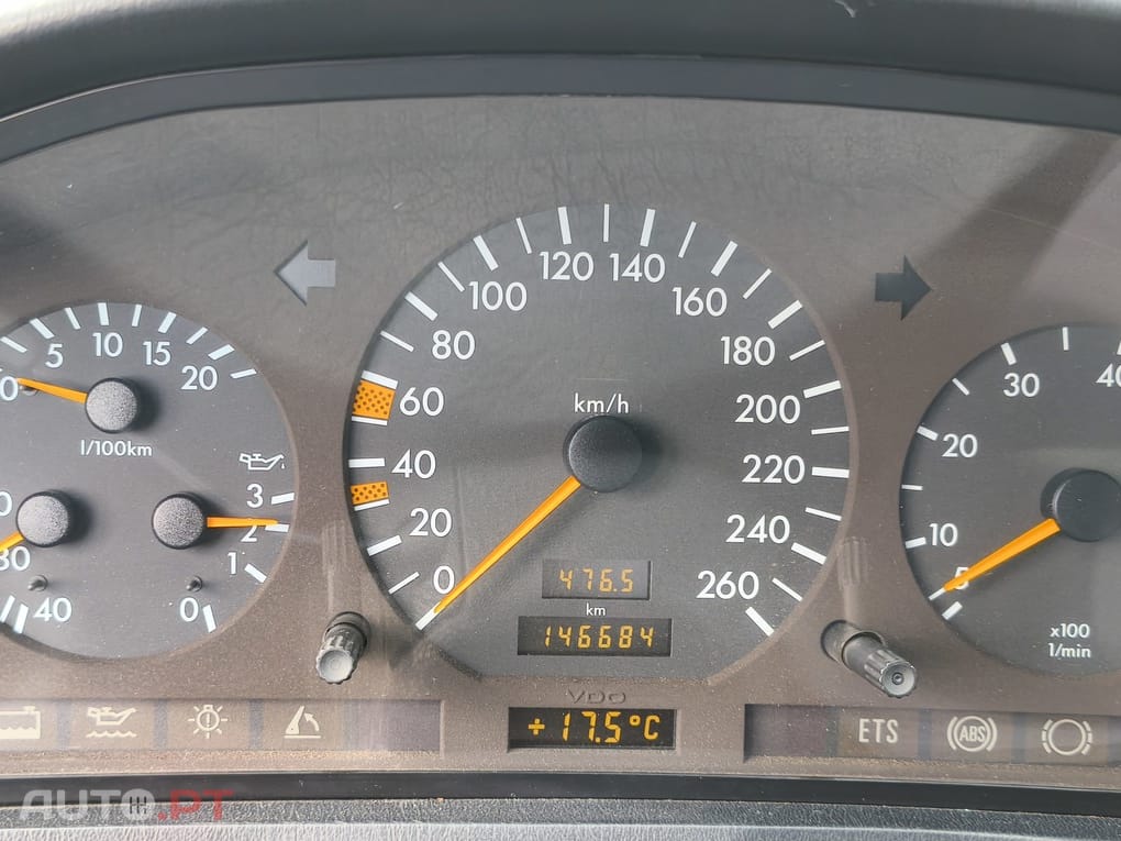 Mercedes-Benz SL 320 129 063