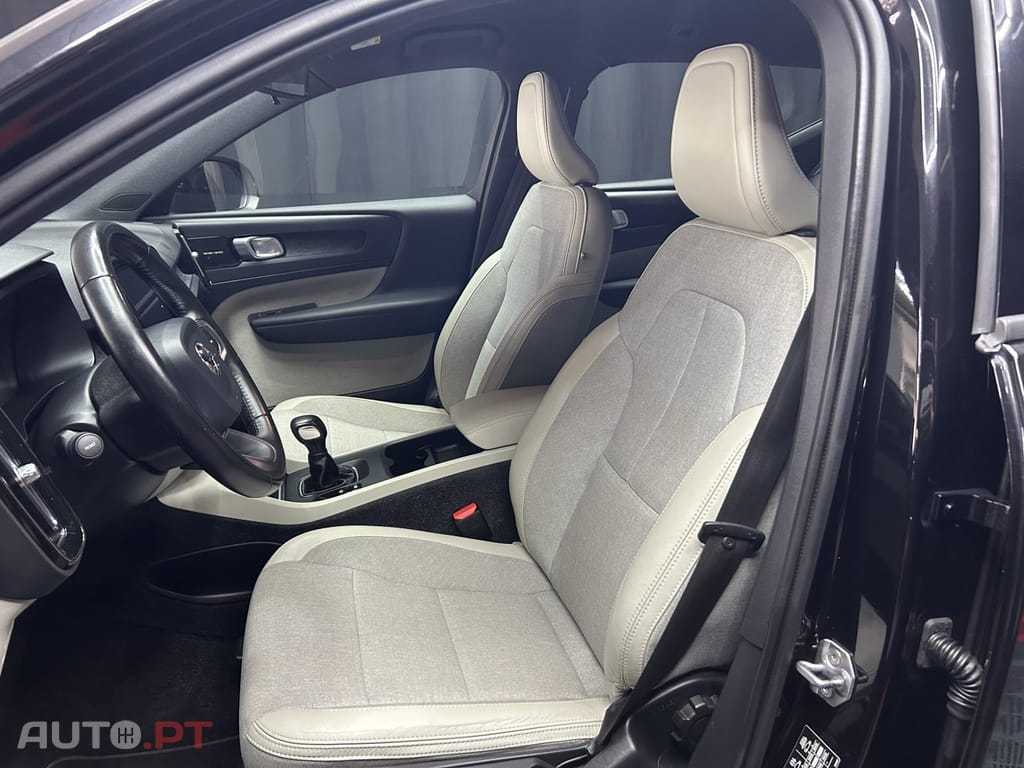 Volvo XC40 2.0 D3