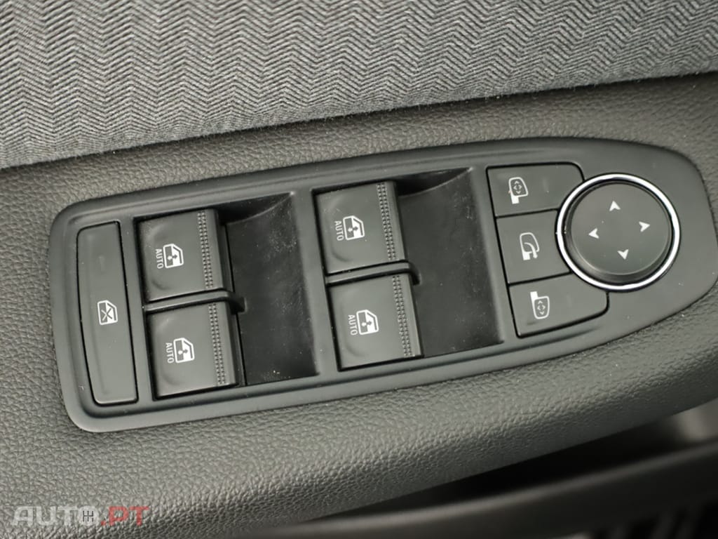 Renault Clio Clio 1.0 TCe Techno Bi-Fuel