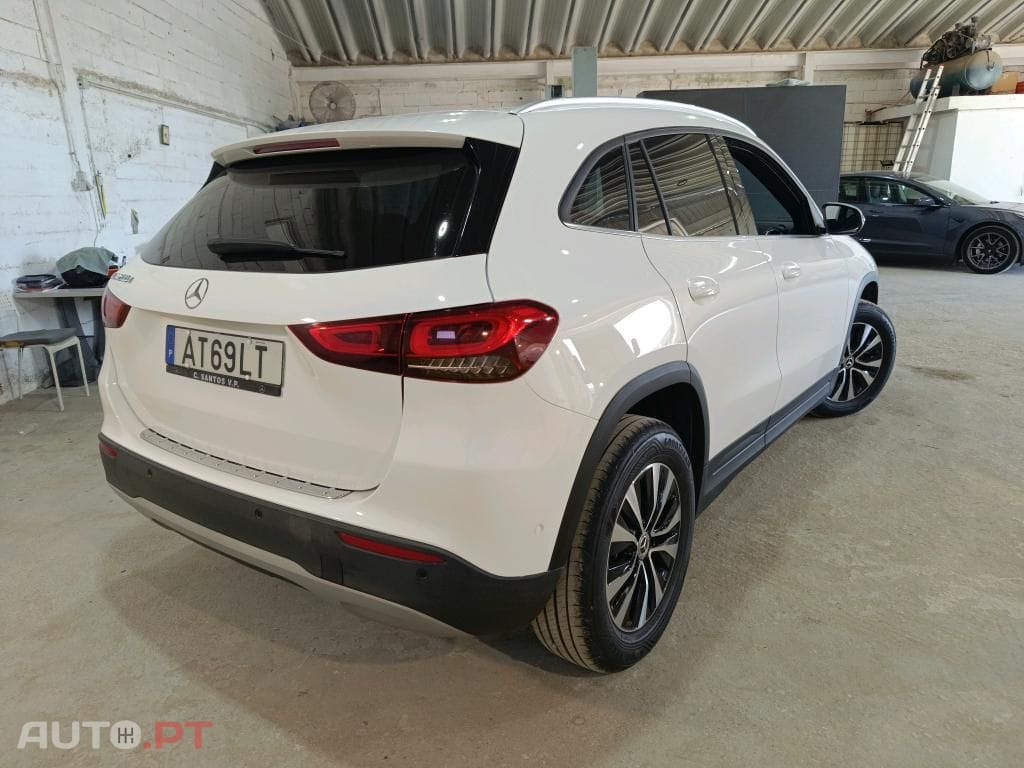 Mercedes-Benz GLA 200 d Style