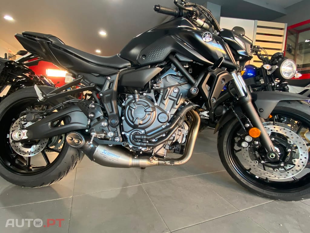Yamaha MT-07 700