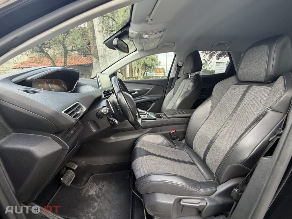 Peugeot 3008 1.6 BlueHDi Allure EAT6