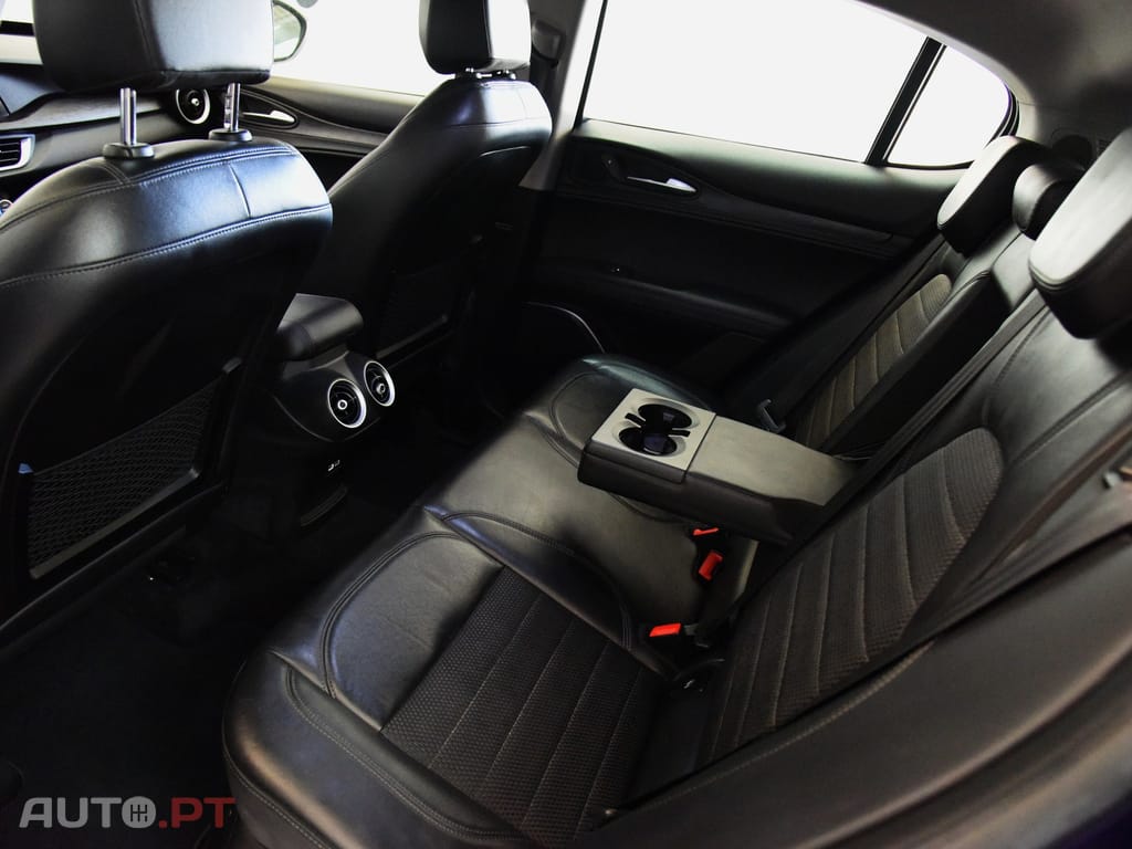 Alfa Romeo Stelvio 2.2 D Super AT8