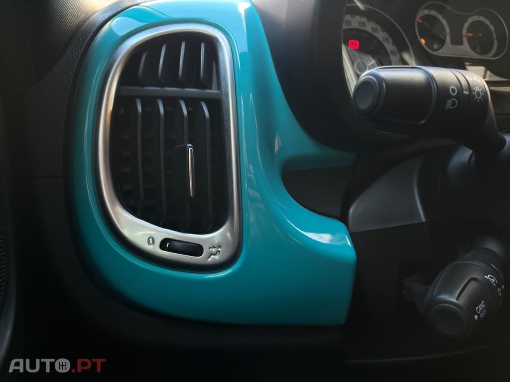 Fiat 500L 1.6MTJ LOUNGE 