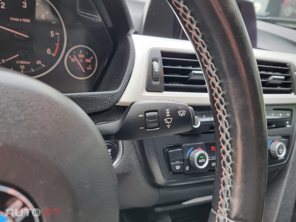 BMW 318 d Touring Auto