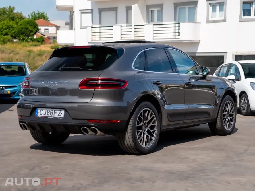 Porsche Macan S