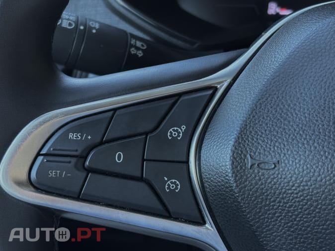 Renault Clio 1.0 TCe Evolution Bi-Fuel