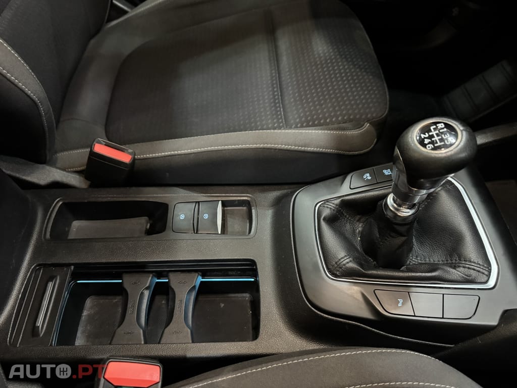 Ford Focus SW 1.5 TDCi EcoBlue ST-Line