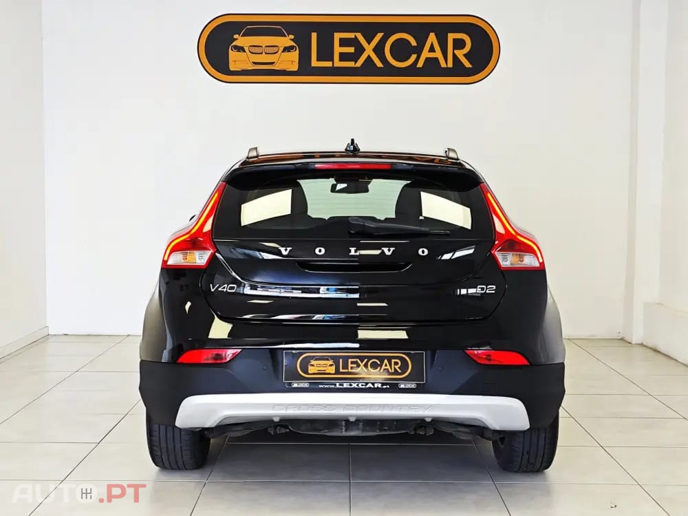 Volvo V40 Cross Country 1.6 D2 Momentum