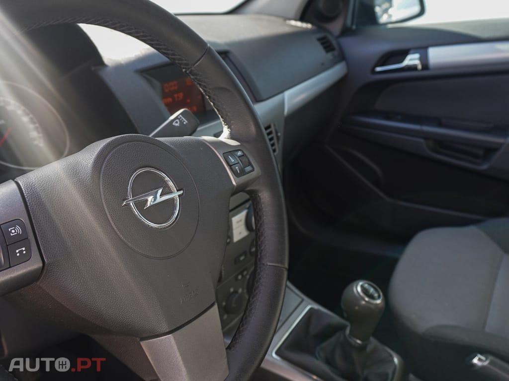 Opel Astra 1.3 CDTi