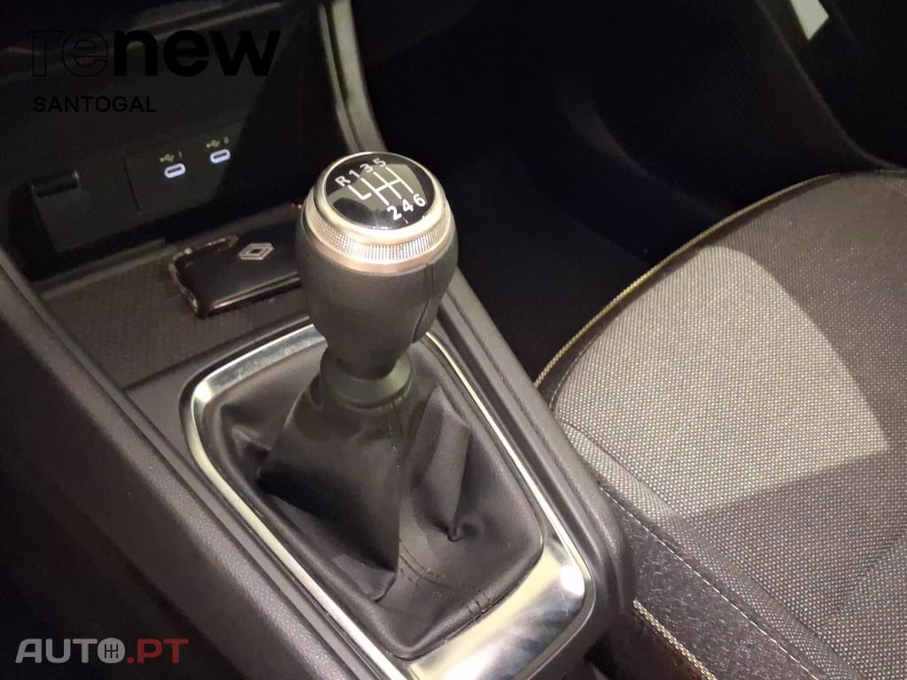 Renault Captur Techno TCE 90