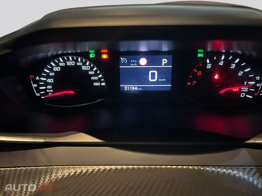 Peugeot 2008  1.5 BHDI ACTIVE I.V.A DEDUTIVEL 