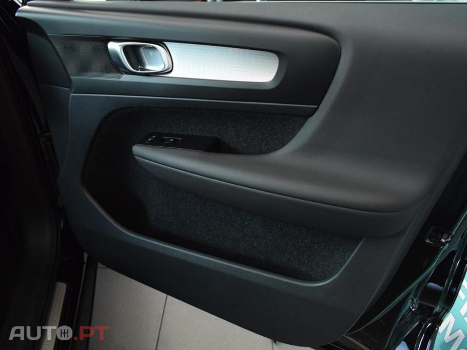 Volvo XC40 1.5 T5 PHEV Inscription Expression