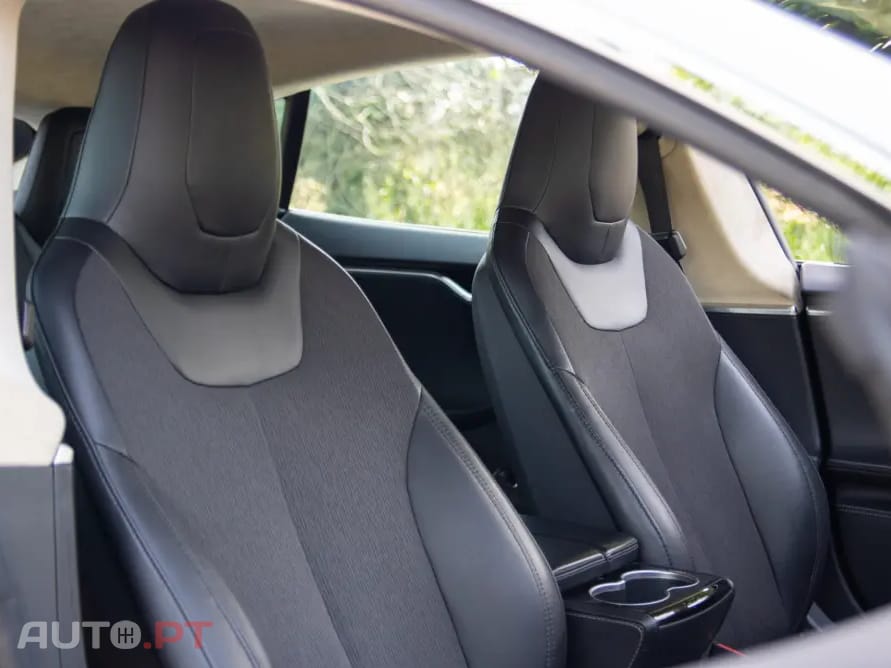 Tesla Model S 70D AWD