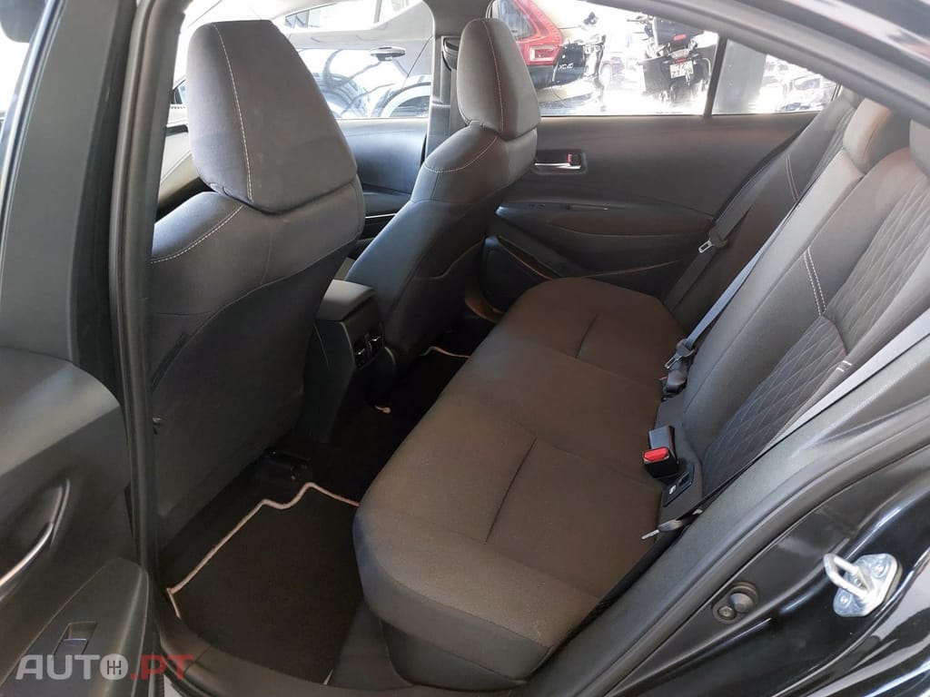 Toyota Corolla 1.8 Hybrid Exclusive