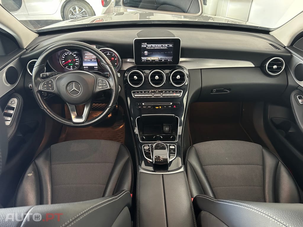 Mercedes-Benz C 300 BlueTEC Hybrid Avantgarde+