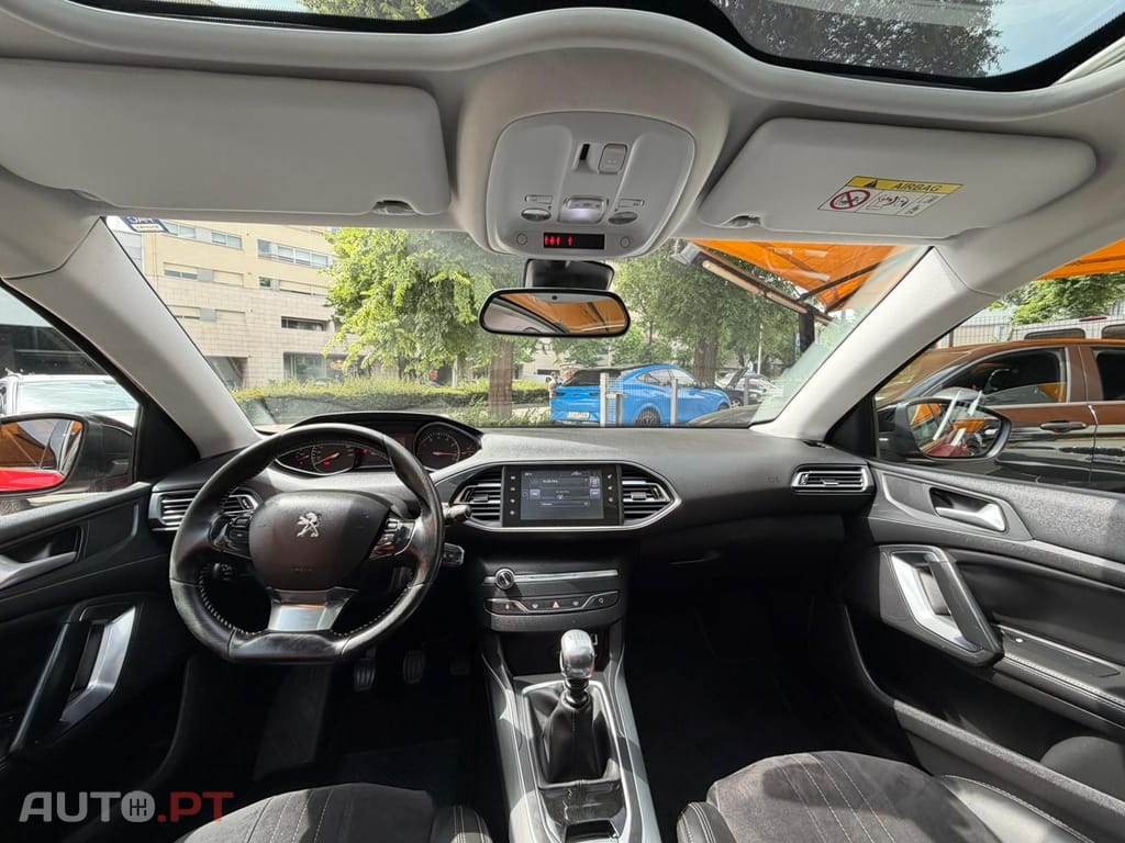 Peugeot 308 SW 1.2 e-THP Allure