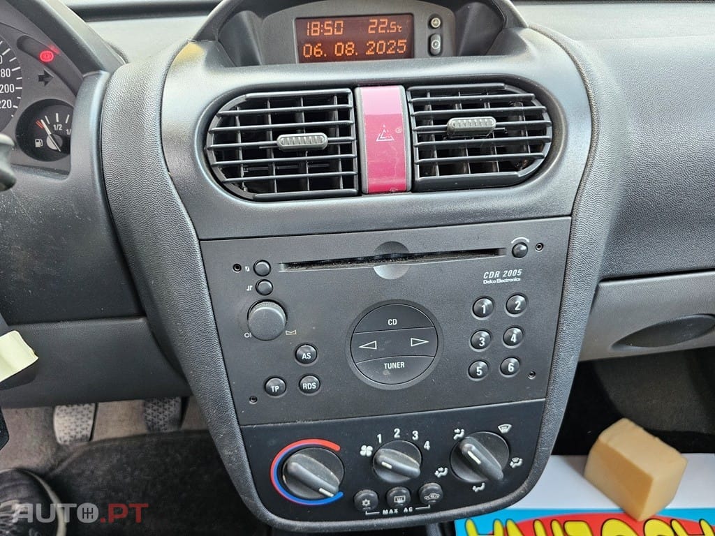 Opel Corsa 1.2 16V Confort