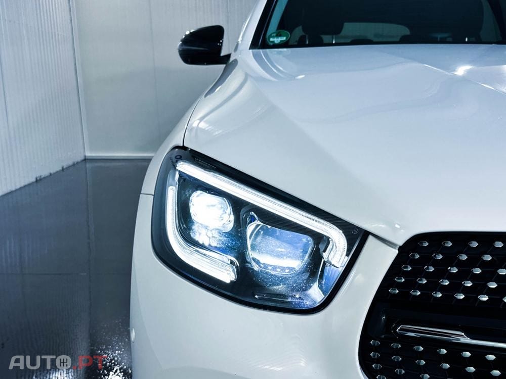 Mercedes-Benz GLC 300 de 4Matic 9G-TRONIC AMG Line