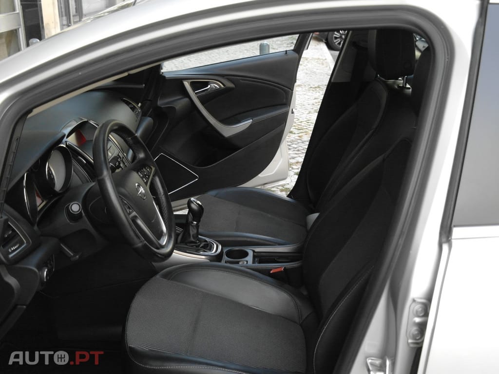 Opel Astra Sports Tourer 1.7 CDTi Cosmo