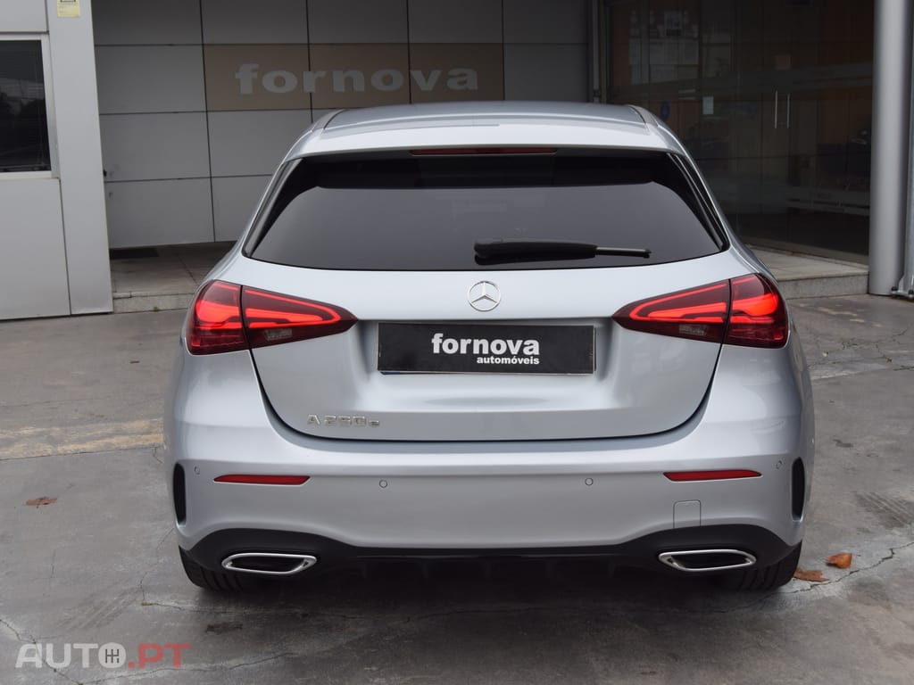 Mercedes-Benz A 250 e AMG Line