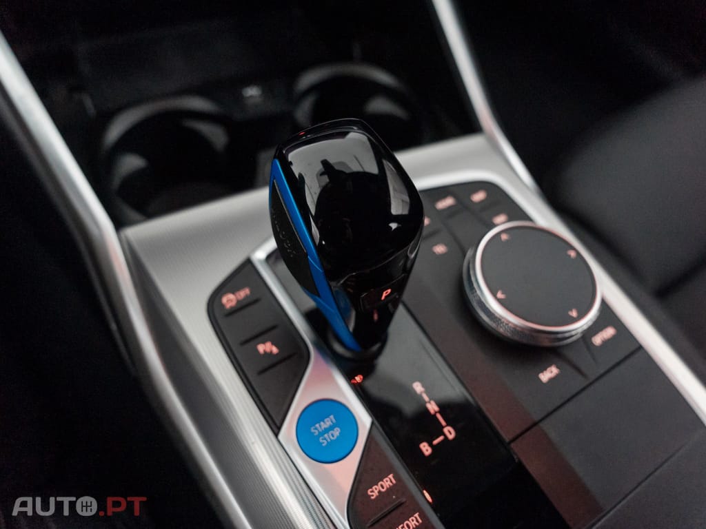 BMW i4 eDrive40 Pack Desportivo M