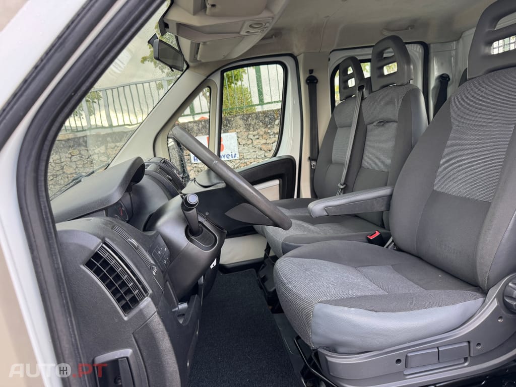 Peugeot Boxer 2.2 HDi 335 L2 CD