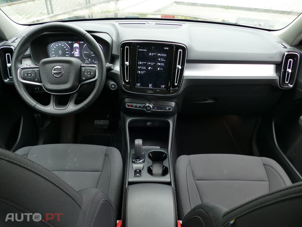 Volvo XC40 1.5 T4 PHEV Inscription Expression