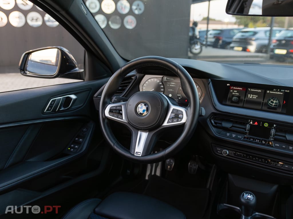 BMW 116 d Pack Desportivo M