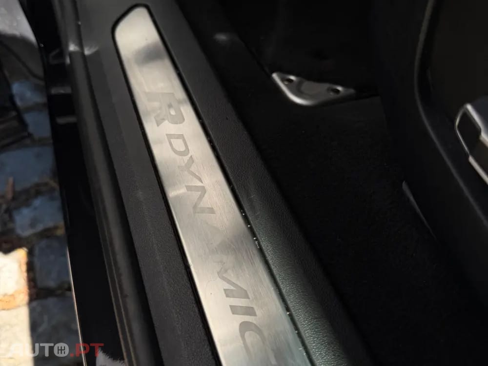 Land Rover Evoque 1.5 P160 Dynamic SE Auto