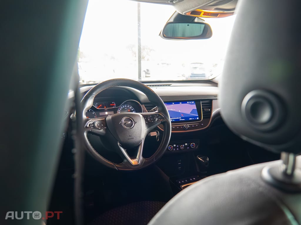 Opel Crossland X 1.2 T Innovation