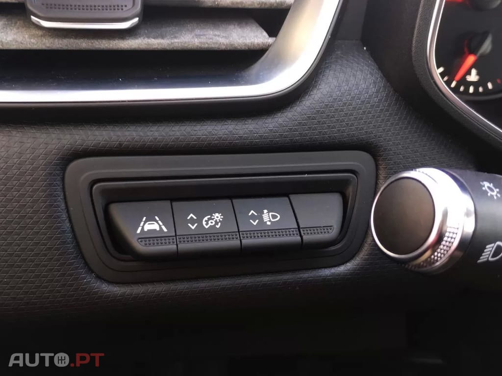 Renault Clio 1.0 TCe Business