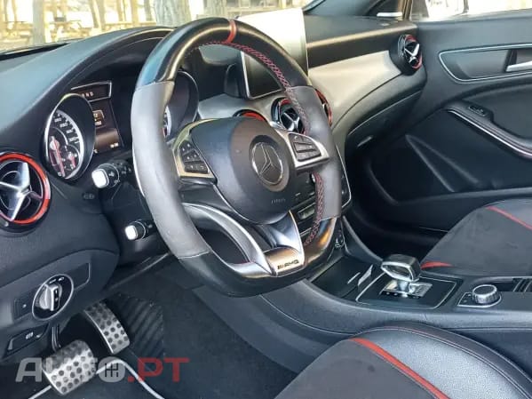 Mercedes-Benz CLA 45 AMG Shooting Brake 4-Matic