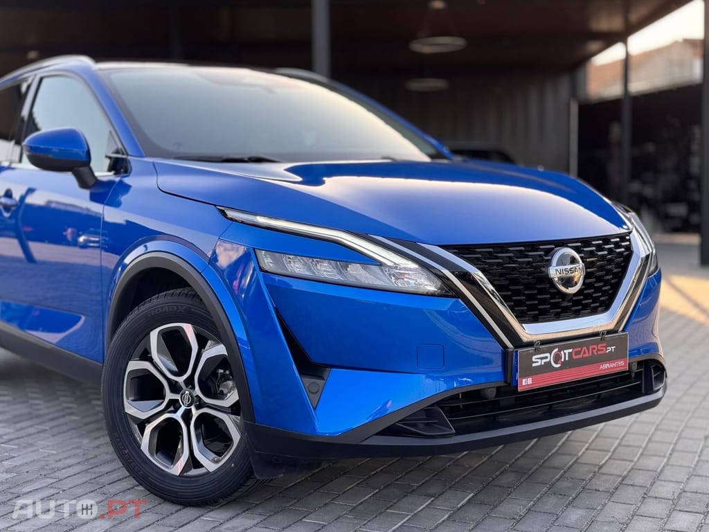 Nissan Qashqai 1.3 DIG-T N-Connecta LED+SKY