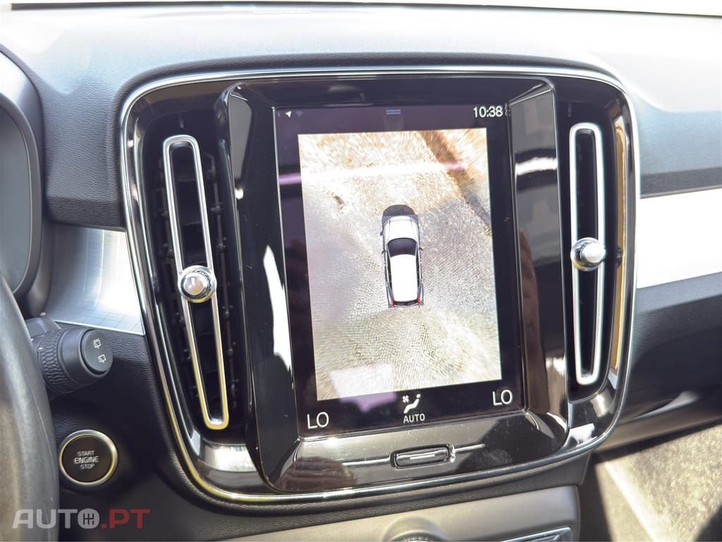 Volvo XC40 T4 Recharge DKG Inscription Expression