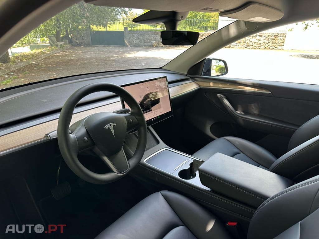 Tesla Model Y Long Range Tração Integral