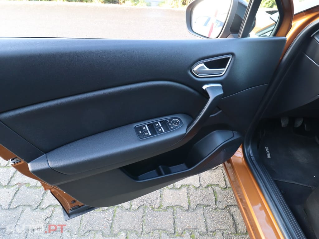 Renault Captur 1.0 TCe Exclusive