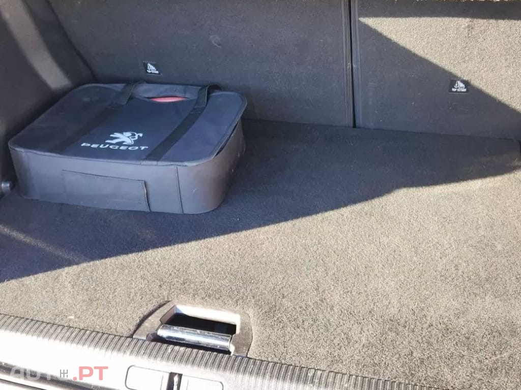 Peugeot E-2008 GT Line