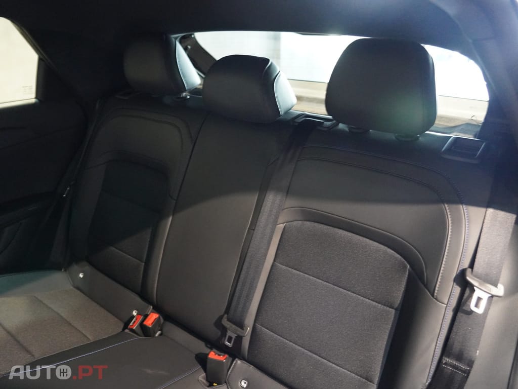 MG MG4 64 kWh Luxury